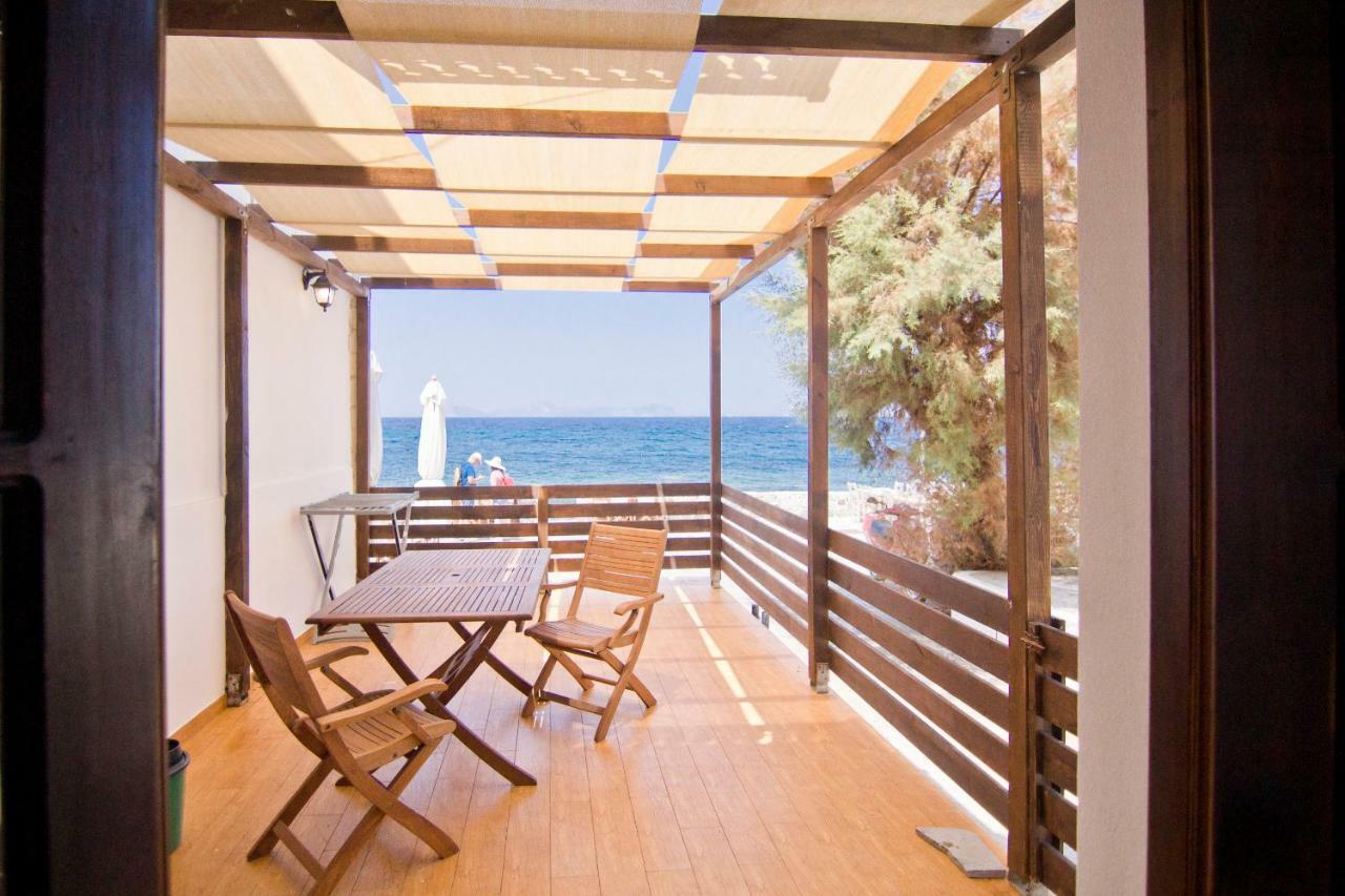 Villa Nisyros White Wave à Mandrákion Extérieur photo